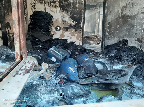 آتش‌سوزی گسترده کارگاه رنگ‌آمیزی در کرمانشاه