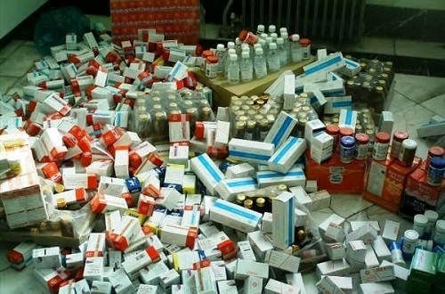 کشف بزرگ‌ترین عملیات قاچاق دارو از ایران