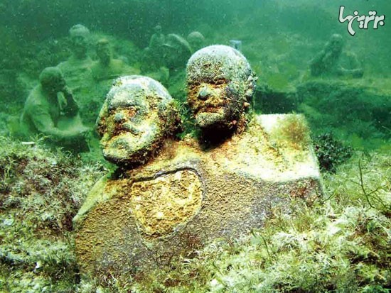 موزه ای دیدنی در زیر آب‌های کریمه +عکس
