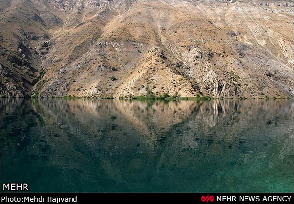 طبیعت زیبای دریاچه گَهَر +عکس