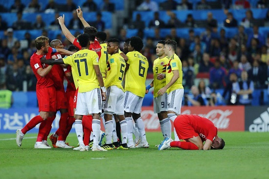 ۱۷۰ هزار امضا برای تکرار بازی کلمبیا - انگلیس!