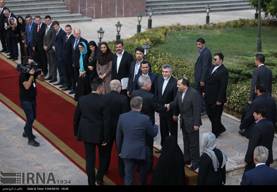 عکس: ورود رئیس جمهور اتریش به ایران