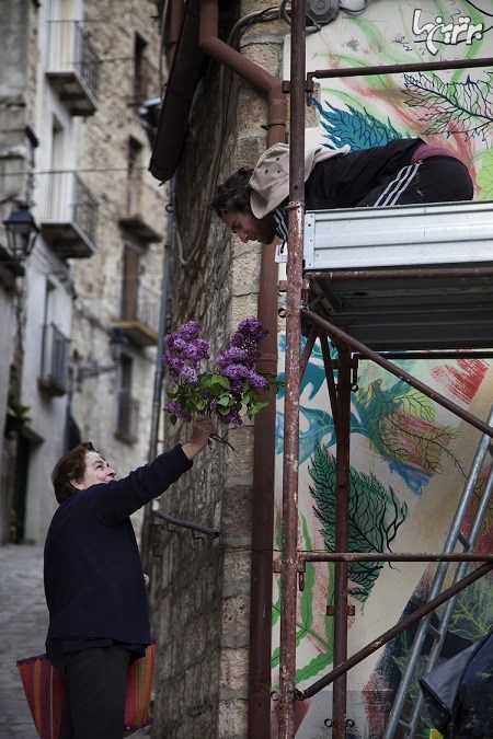 مبارزه با کاهش جمعیت روستا بااستفاده از هنر خیابانی