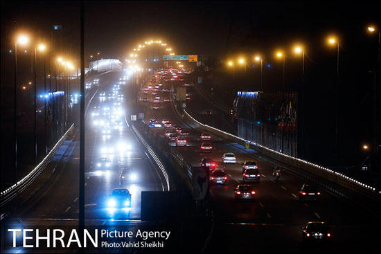 زیبایی های تهران در شب