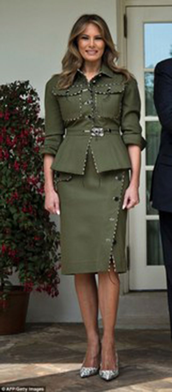 لباس نظامیِ «ملانیا ترامپ» در کاخ سفید