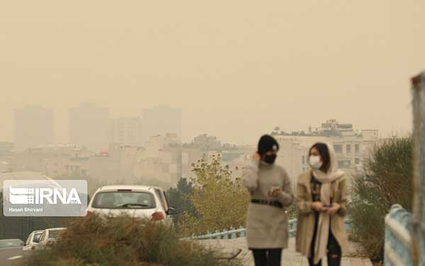 برج میلاد در آلودگی تهران محو شد!