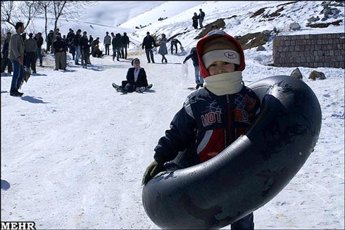 برف بازی در ارتفاعات سنندج /عکس