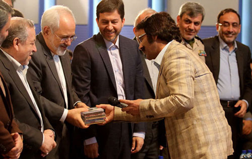 خودکشی علیرضا افتخاری به خاطر احمدی نژاد (1)