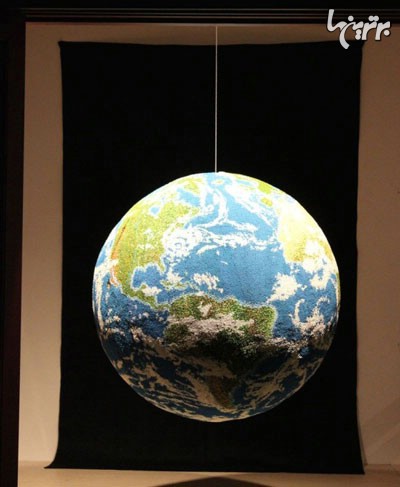 کره زمین چوب کبریتی! +عکس