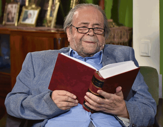 مهم‌ترین آموزه زندگی محمدعلی کشاورز در آستانه ۹۰ سالگی