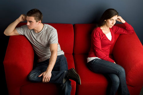 10 رفتار اشتباه زن و شوهرها بعد از دعوا!