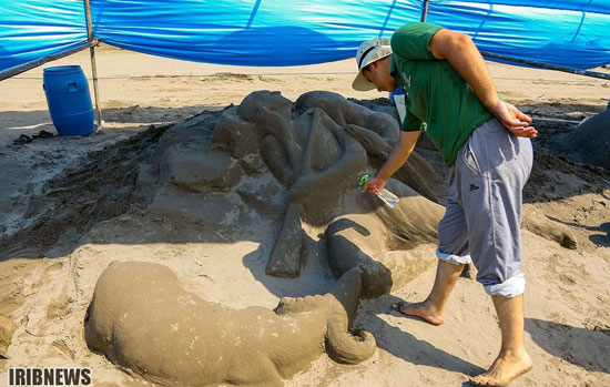 هنرنمایی با شن‌های ساحل خزر