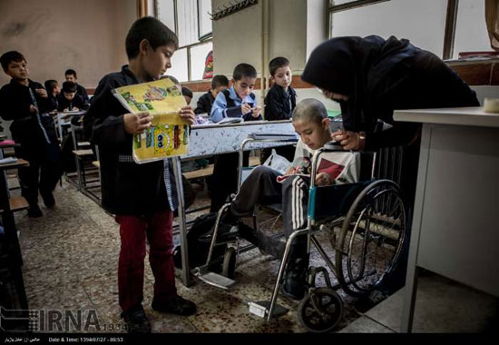 عکس: مدرسه افغان ها در تهران