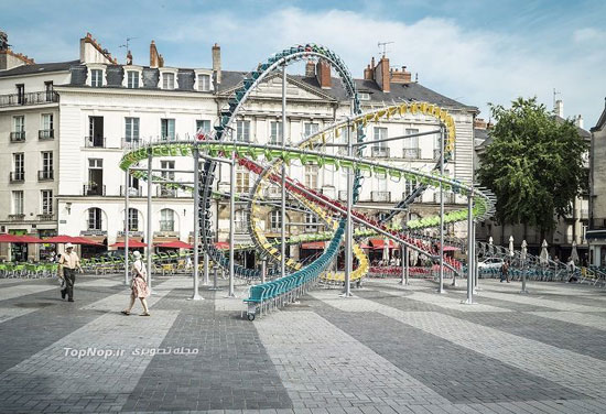 سازه ای هنری در مرکز شهر نانت فرانسه