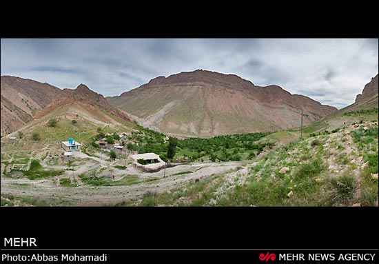 طبیعت بهاری روستای آب ملخ