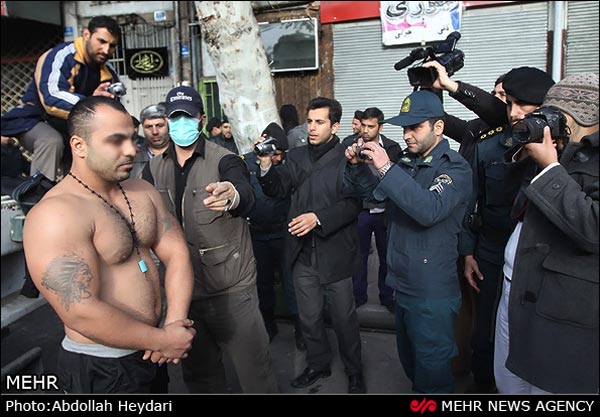 گزارش تصویری: بازداشت اراذل و اوباش تهران