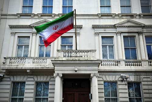 واکنش به تجمع مقابل سفارت ایران در لندن