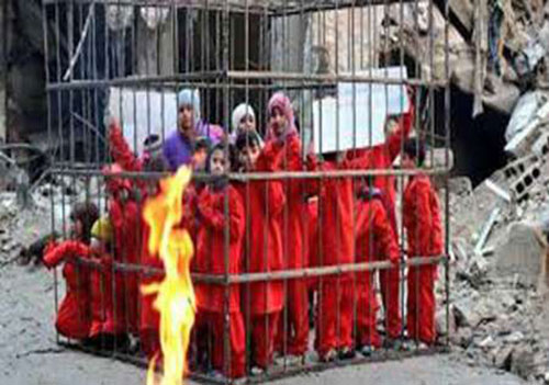 داعش 19 دختر را در قفس آتش زد