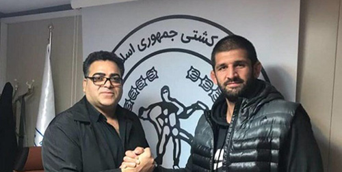 کشتی‌گیر قهرمان جهان به لیگ ایران پیوست