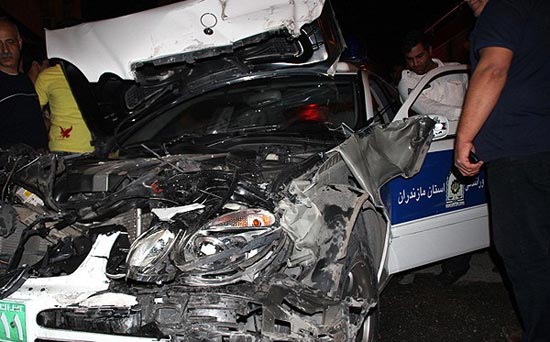 عکس: تصادف شدید پژو 206 با خودرو پلیس