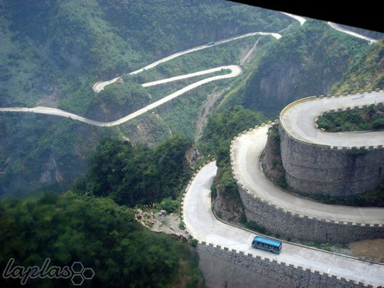 جاده مرگ یا راه بهشت در چین! +عکس