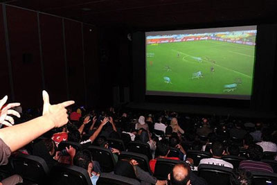 نمایش فوتبال در سینما به ضرر صاحبان فیلم است