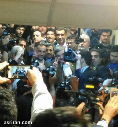 احمدی نژاد آمد، با بقایی و البته مشایی!