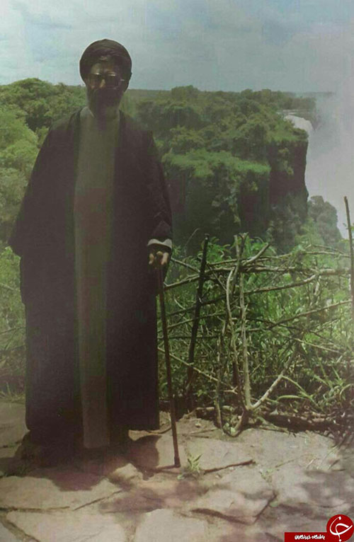 عکس: رهبر انقلاب در کنار آبشار ویکتوریا