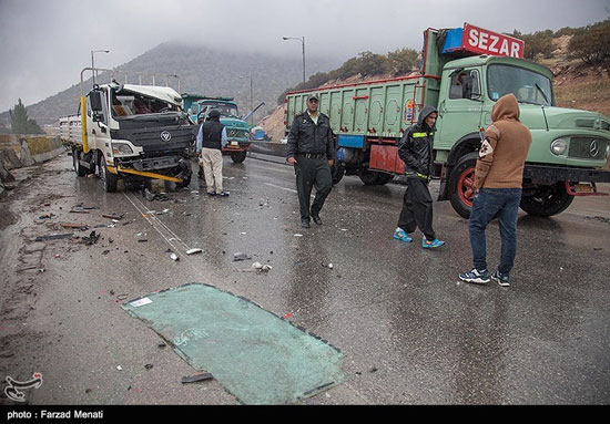 تصادف زنجیره‌ای در محور کرمانشاه به اسلام آباد