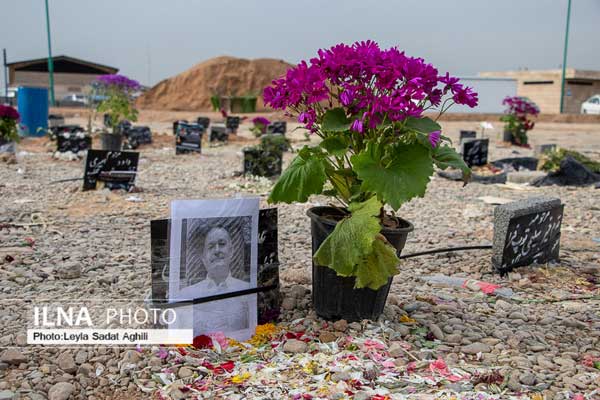 بهشت زهرا تهران در آخرین پنجشنبه سال