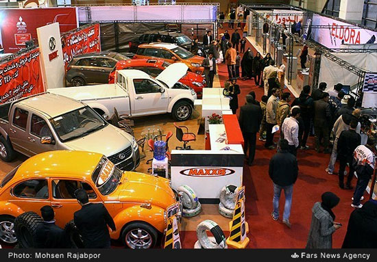 نمایشگاه خودروهای قدیمی و لوکس کرمان