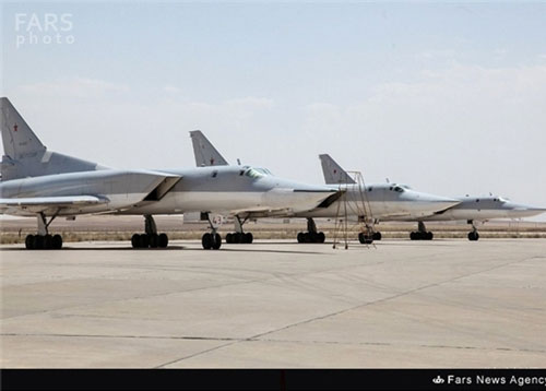 پرواز جنگنده‌های روسی از آسمان ایران ادامه دارد