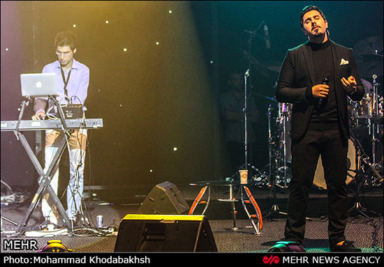 عکس: کنسرت «احسان خواجه امیری»