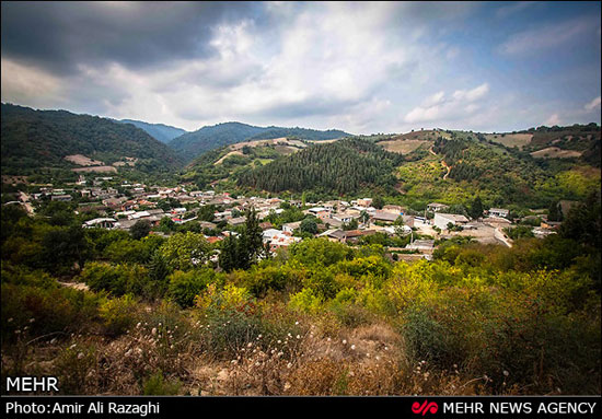 اینجا شهید آباد است