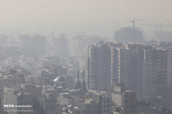 تصاویری از ادامه آلودگی هوای تهران
