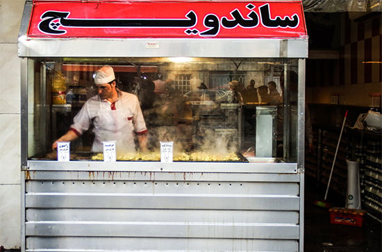 ایرانی‌ها چقدر رستوران می‌روند؟
