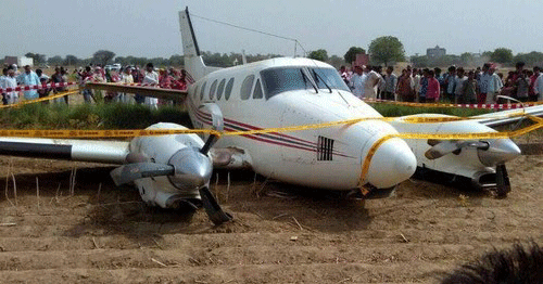 عکس: سقوط آمبولانس هوایی در هند