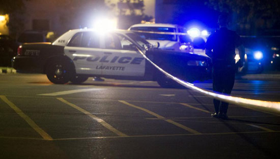 تصاویر حمله مسلحانه به یک سینما در آمریکا
