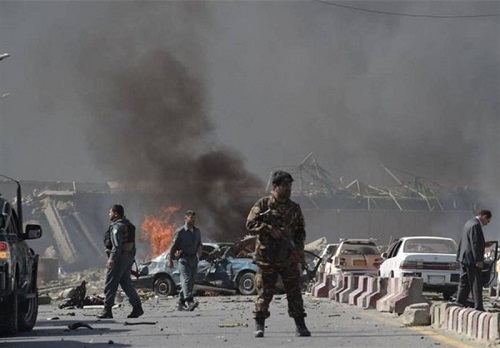 ۱۲ کشته در حمله به قرارگاه پلیس قندهار