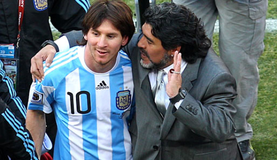 مارادونا از تصمیم ملی پوشان آرژانتین حمایت کرد