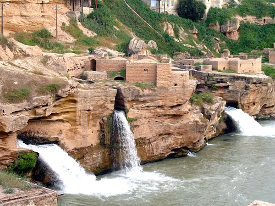 زیباترین آبشار‌های ایران در استان‌های جنوبی