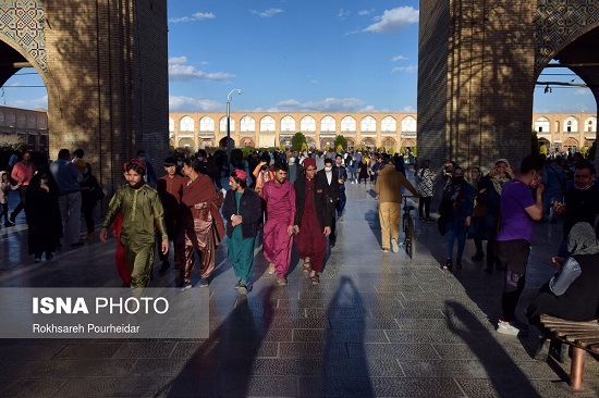 نوروز ۱۴۰۰ زیرسایه کرونا در اصفهان