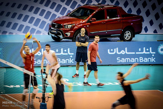 عکس: تمرین تیم‌های والیبال ایران و آمریکا