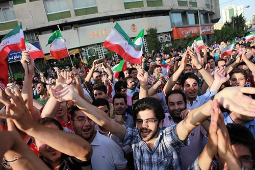 عوامل شادنبودن جامعه ایران (1)