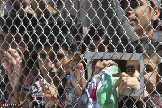 عکس: پاپ به دیدار پناهجویان رفت