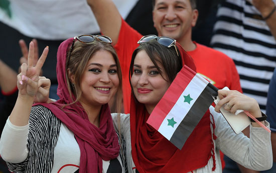 زنان و دختران سوری در ورزشگاه آزادی