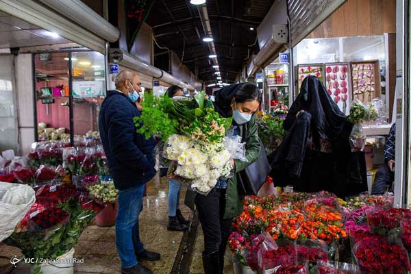 تصاویری از بازار گل در آستانه‌ی سال نو