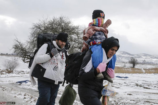 عکس: رنج مهاجران پیاده در سرمای اروپا