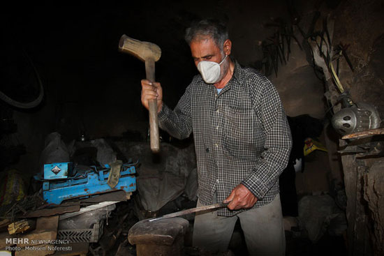 عکس: کارگاه سنتی آهنگری