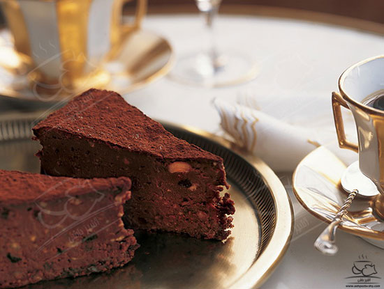 طرز تهیه کیک شکلاتیِ بدون آرد
